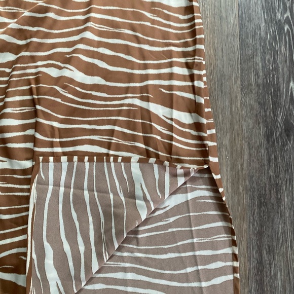 Satin Zebra Print V Neck Silk Sleeveless Slip Dress Brown White Large Slouchy - Picture 2 of 5